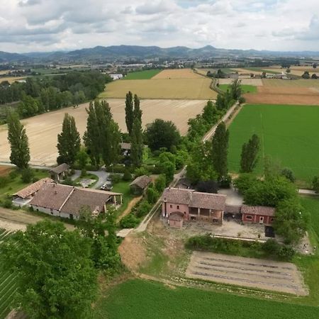 Agriturismo Le Corti Della Gualdana Voghera Dış mekan fotoğraf