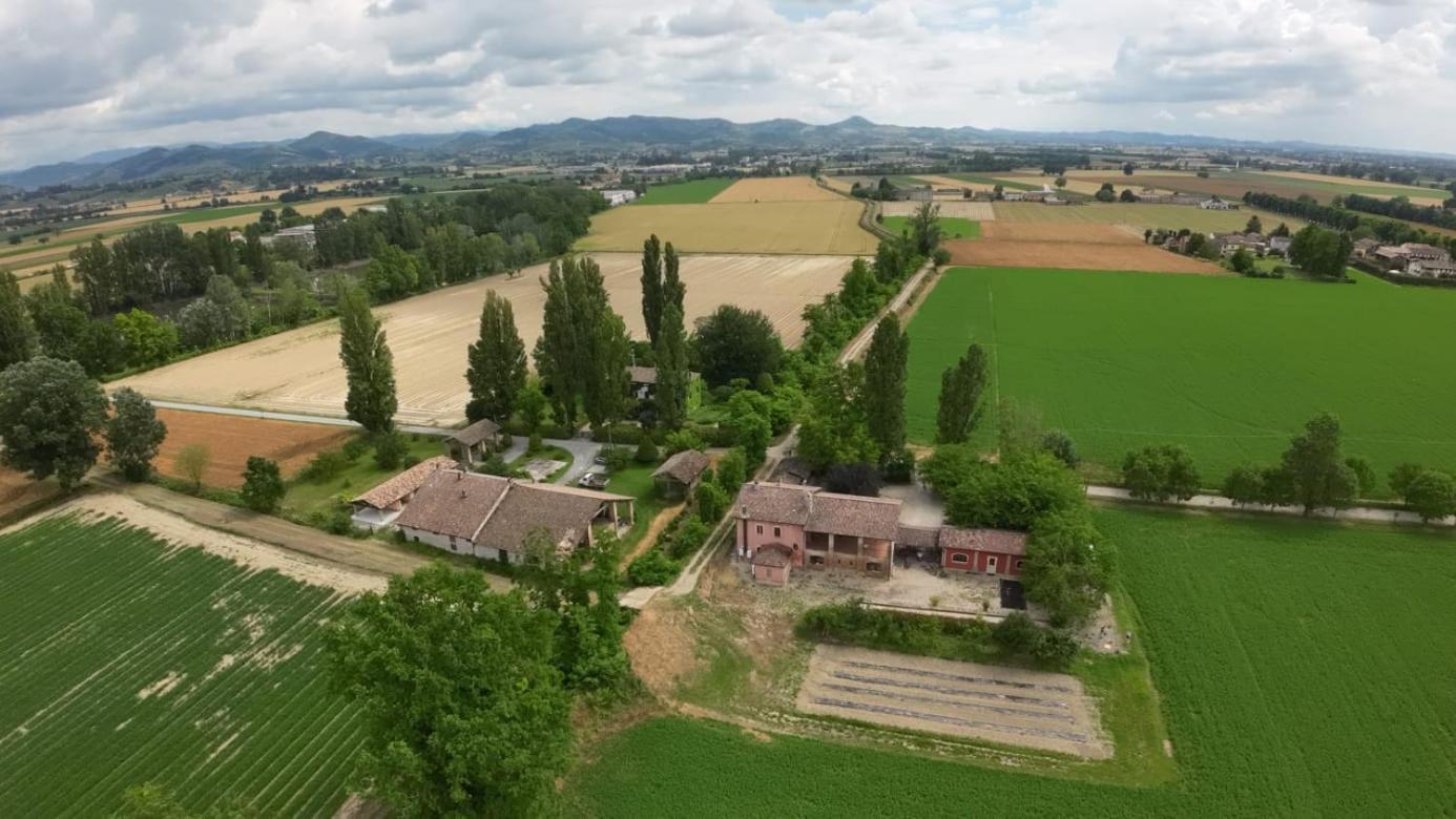 Agriturismo Le Corti Della Gualdana Voghera Dış mekan fotoğraf